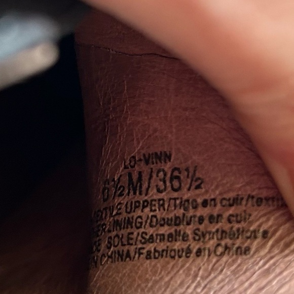 [6.5] Louise Et Cie Classic Black Leather Chelsea Boot Gold & Pearl Hardware - Picture 12 of 13